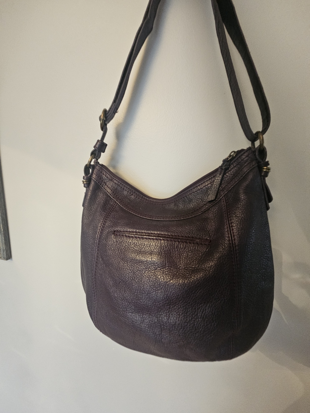 The Sak Reggio Aubergine Genuine Leather Shoulder Bag/Crossbody Bag - Picture 3 of 5